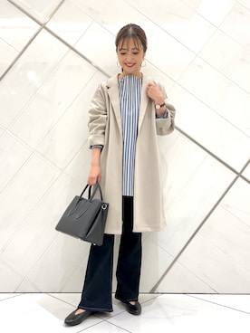 「URBAN RESEARCH DOORS（アーバンリサーチドアーズ）のフレアデニムパンツ（デニムパンツ）」を使った、井上　裕美さん（レディース・158cm）の秋コーディネート