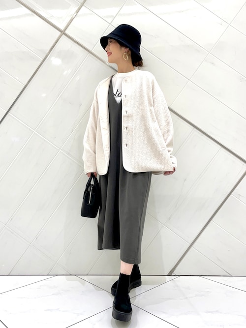 セール】コットンインレイVネックカットワンピース（ワンピース