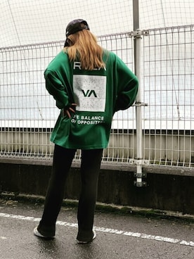 「RVCA（ルーカ）のアイテム」を使った、murasaki_officialさん（レディース・165cm）の秋コーディネート