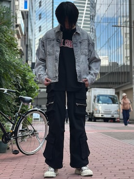 「DANKE SCHON（ダンケシェーン）のアイテム（デニムジャケット）」を使った、佐々木空翔(ササキヒロト)さん（メンズ・175cm）の秋コーディネート