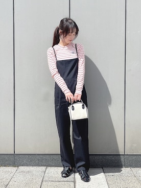 「earth music&ecology（アースミュージックアンドエコロジー）のアイテム（サロペット/オーバーオール、ブラック系）」を使った、˚࿀̊˚さん（レディース・158cm）の春コーディネート