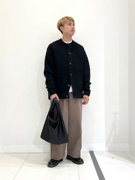 「SENSE OF PLACE by URBAN RESEARCH（センスオブプレイスバイアーバンリサーチ）のフェイクレザーマルシェバッグ（トートバッグ）」を使った、シュンさん（メンズ・165cm）の秋コーディネート