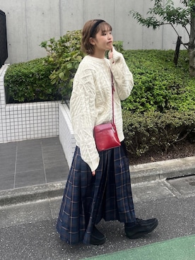 「Libra Cue（リブラ キュー）のアイテム（スカート）」を使った、ぽんづさん（レディース・163cm）の秋コーディネート