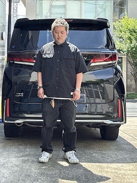 「backwardsのアイテム（シャツ/ブラウス、ブラック系）」を使った、ポテチチップさん（メンズ・173cm）の春コーディネート