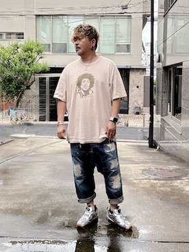 「アイテム（スニーカー、グレー系）」を使った、ポテチチップさん（メンズ・173cm）の夏コーディネート