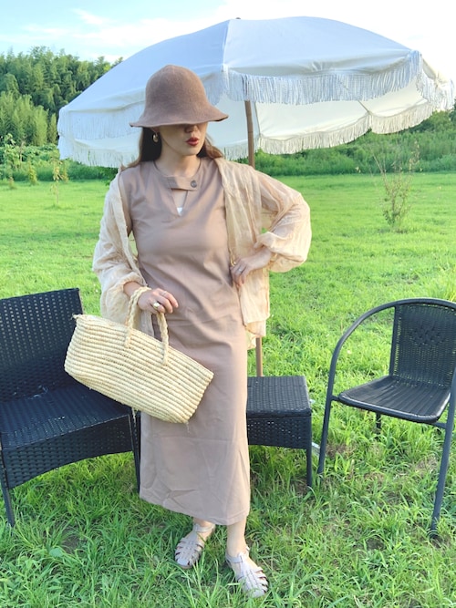 Ambre Ciel（アンブルシエル）の「バッククロスノースリーブ