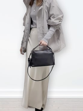 「GIANNI CHIARINI（ジャンニ キアリーニ）のアイテム」を使った、Mewさん（レディース・159cm）の春コーディネート