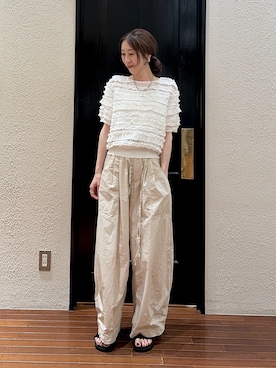 「NANO universe（ナノユニバース）の「STEVELOUR」コットンナイロンバルーンパンツ(セットアップ可)（Pants、ベージュ系）」を使った、mmさん（レディース・160cm）の夏コーディネート