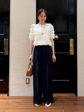 「NANO universe（ナノユニバース）のサイドベルトツイルタックワイドパンツ（Pants、ブルー系）」を使った、mmさん（レディース・160cm）の夏コーディネート