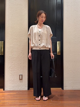 「NANO universe（ナノユニバース）のバーズアイワイドフィットパンツ(セットアップ可)（その他パンツ、ブラック系）」を使った、mmさん（レディース・160cm）の春コーディネート