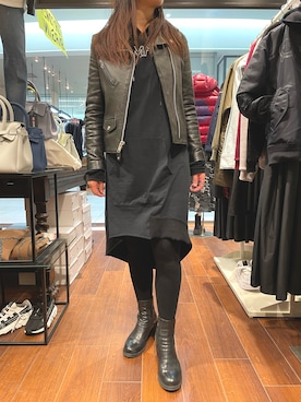 「ママファッション」｜「アイテム（ライダースジャケット）」を使った、Akumiさん（レディース・155cm）の冬コーディネート