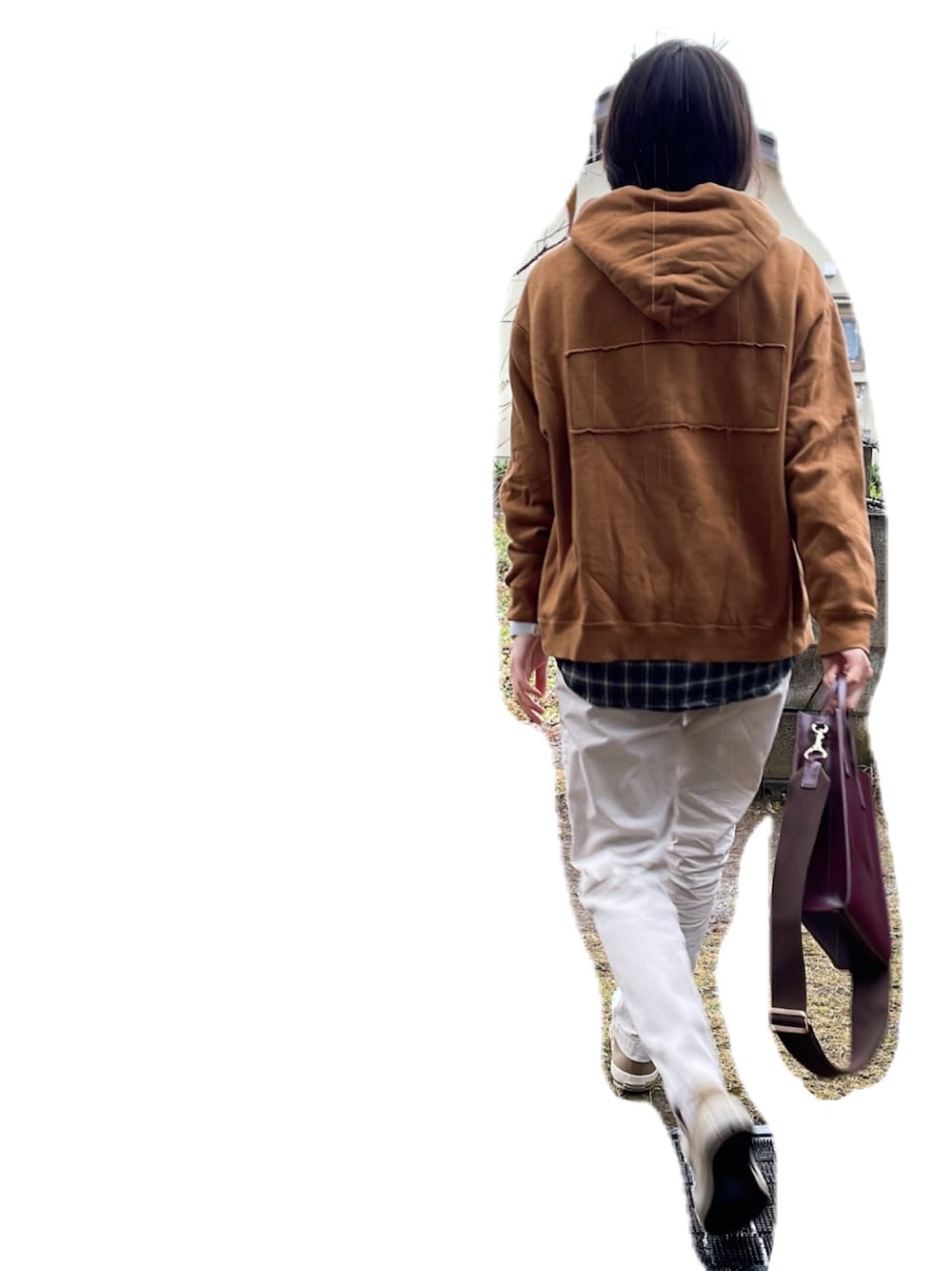 「スニーカー、カジュアル、シンプル、パーカー、メンズライク、シンプルコーデ、シャツレイヤード」｜「MEDE19Fのアイテム（パーカー、その他）」を使った、Sakuさん（レディース・164cm）の秋コーディネートの1枚目の写真