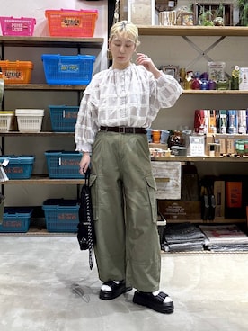 「niko and...（ニコアンド）のオリジナルレザー太ベルト（ベルト、ブラウン系）」を使った、yaritaさん（レディース・166cm）の春コーディネート