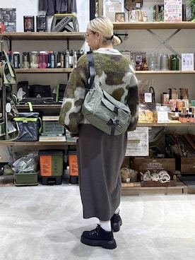 「アイテム（その他シューズ）」を使った、yaritaさん（レディース・166cm・40代）の冬コーディネート