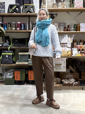 「アイテム（ストール/ショール）」を使った、yaritaさん（レディース・166cm）の秋コーディネート