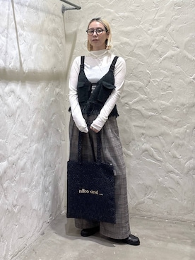 「niko and...（ニコアンド）のギャザーローファー（ローファー、ブラック系）」を使った、yaritaさん（レディース・166cm）の秋コーディネート