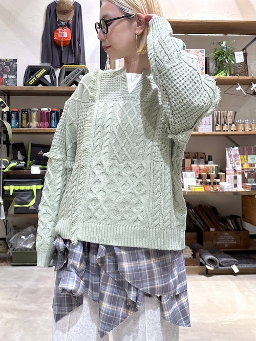 ケーブルフリンジニットプルオーバー（ニット/セーター）｜niko and