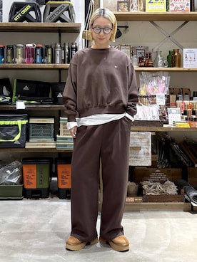 「アイテム（スウェットパンツ）」を使った、yaritaさん（レディース・166cm・40代）の秋コーディネート