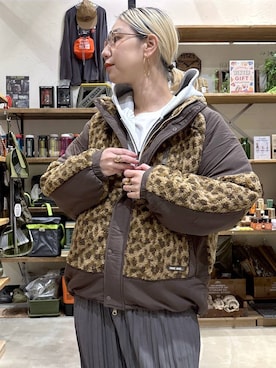 「アイテム（モカシン/デッキシューズ）」を使った、yaritaさん（レディース・166cm・40代）の冬コーディネート