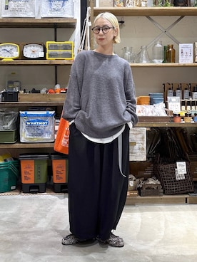 「アイテム（モカシン/デッキシューズ）」を使った、yaritaさん（レディース・166cm）の秋コーディネート