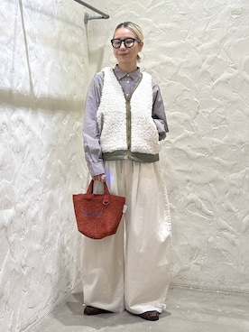 「niko and...（ニコアンド）のケアイージーアソートBOYシャツ（シャツ/ブラウス、ブラウン系）」を使った、yaritaさん（レディース・166cm）の秋コーディネート
