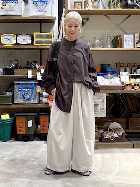 「アイテム（モカシン/デッキシューズ）」を使った、yaritaさん（レディース・166cm）の秋コーディネート