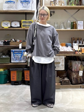 「アイテム（モカシン/デッキシューズ）」を使った、yaritaさん（レディース・166cm）の秋コーディネート