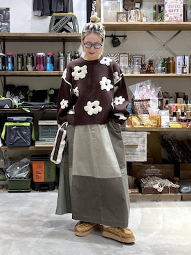 「アイテム（モカシン/デッキシューズ）」を使った、yaritaさん（レディース・166cm・40代）の秋コーディネート