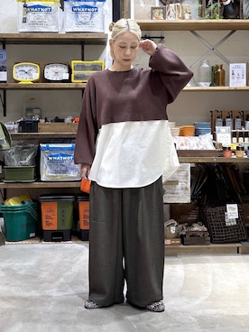 「アイテム（シュシュ）」を使った、yaritaさん（レディース・166cm）の秋コーディネート