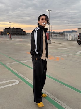 「Onitsuka Tiger（オニツカタイガー）のアイテム（イエロー系）」を使った、SO®さん（メンズ・178cm）の秋コーディネート