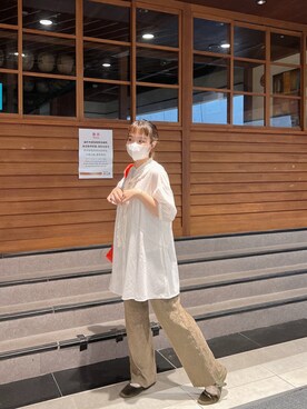 「GU（ジーユー）のアイテム（トップス、ホワイト系）」を使った、dululu915さん（レディース・158cm）の夏コーディネート