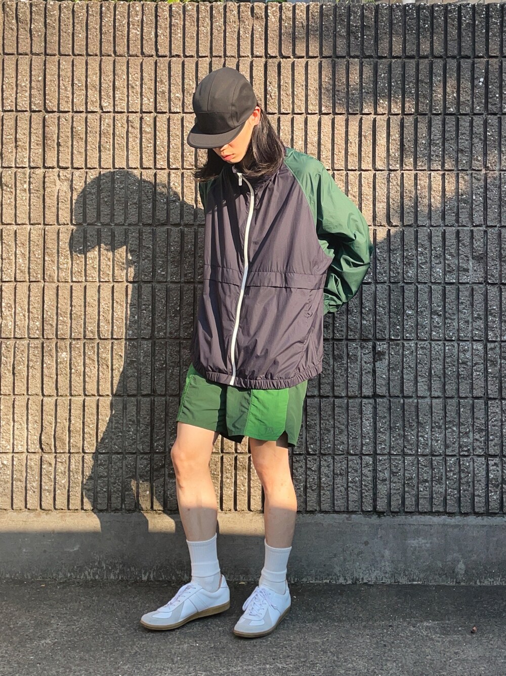 「キャップ、ユニクロ、ユニクロコーデ、UNIQLO、UNIQLOコーデ、ハーフパンツ、スポーツミックス、セットアップ、セットアップ風、スニーカー、スニーカーコーデ、プチプラ、プチプラコーデ、シンプルコーデ、リラックススタイル」｜「Instagram koba052703📝のアイテム（その他、その他）」を使った、Takuya  Kobayashiさん（メンズ・176cm）の夏コーディネートの1枚目の写真