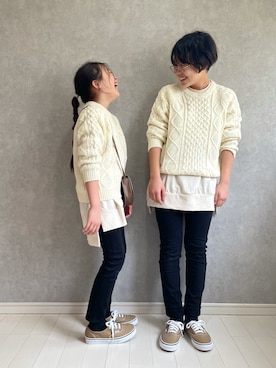 「ケーブルニット」｜「アイテム（スウェット）」を使った、kii_memeさん（キッズ・130cm）の秋コーディネート