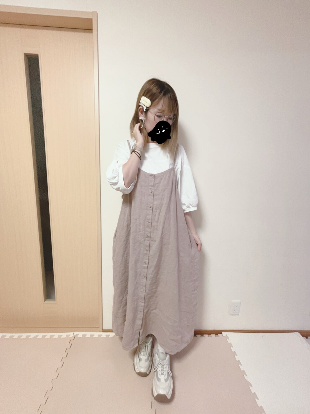 「Samansa Mos2の【Slow linen】柄アソートキャミワンピース（ワンピース、ピンク系）」を使った、𝚖 𝚎 𝚛 𝚘 ⋈*｡ﾟさん（レディース・156cm）の秋コーディネートの1枚目の写真