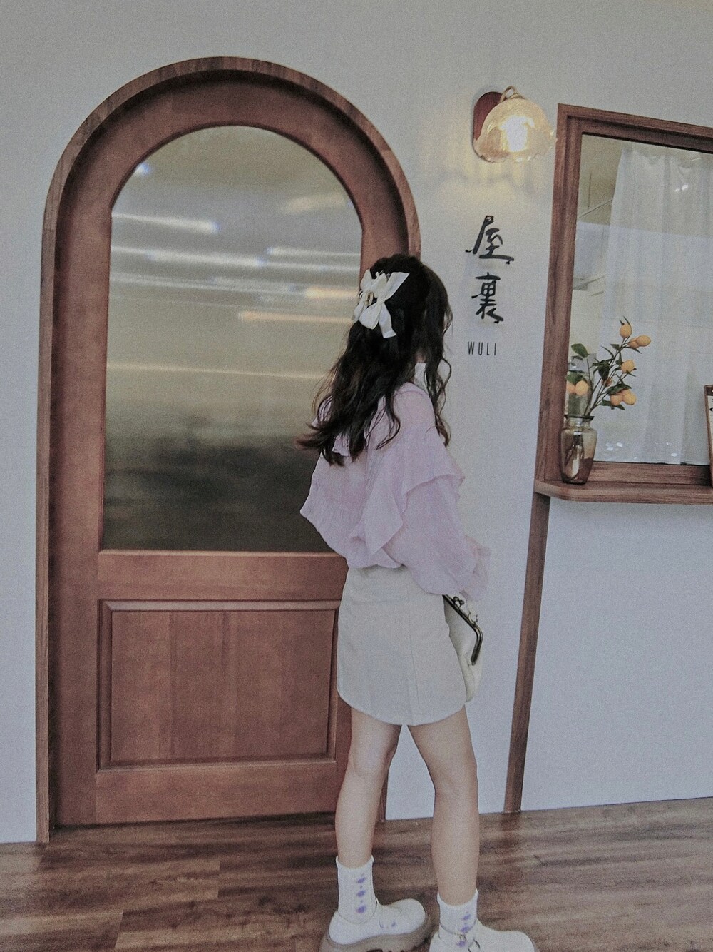 「ootd、夏、女人味、韓系、咖啡廳」｜「no brandのアイテム（トップス、ピンク系）」を使った、Krystalさん（レディース・160cm）の夏コーディネートの1枚目の写真