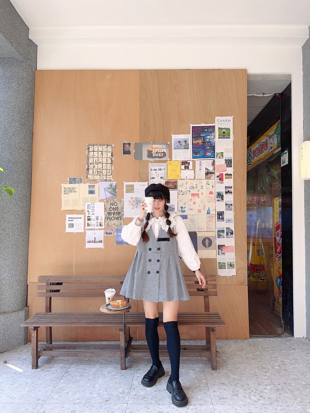 「今日のコーデ、春コーデ、咖啡廳」｜「no brandのアイテム（ワンピース/ドレス、ブラック系）」を使った、Krystalさん（レディース・160cm）の春コーディネートの1枚目の写真