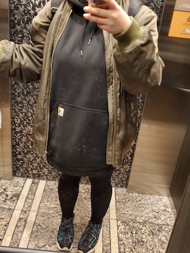 「carhartt」｜「アイテム（スリッポン）」を使った、あさみんさん（レディース・164cm）の春コーディネート