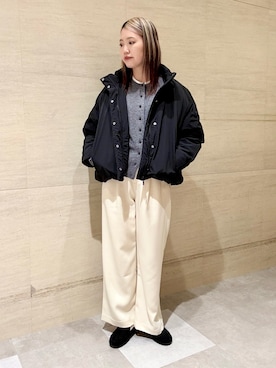 「アイテム（スリッポン）」を使った、後藤綾乃さん（レディース・165cm）の冬コーディネート