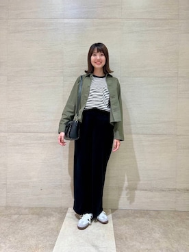 「アイテム（ミリタリージャケット）」を使った、後藤綾乃さん（レディース・165cm）の秋コーディネート