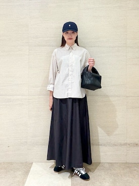 「URBAN RESEARCH DOORS（アーバンリサーチドアーズ）のGYMPHLEX　6PANEL CAP（キャップ）」を使った、後藤綾乃さん（レディース・165cm）の秋コーディネート