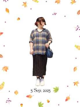 「アイテム（イヤーカフ）」を使った、みぃさん（レディース・157cm）の秋コーディネート