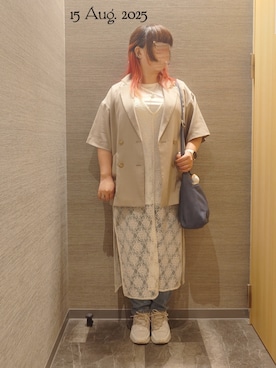 「アイテム（スニーカー）」を使った、みぃさん（レディース・157cm）の秋コーディネート