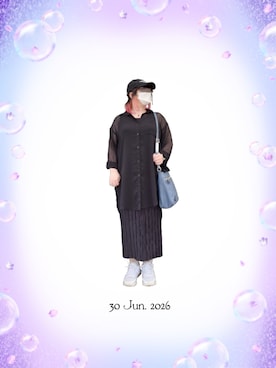 「GU（ジーユー）のアイテム（シャツ/ブラウス、ブラック系）」を使った、みぃさん（レディース・157cm）の夏コーディネート