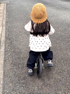 「petit main（プティマイン）のアイテム」を使った、ちぱこさん（キッズ・100cm）の春コーディネート