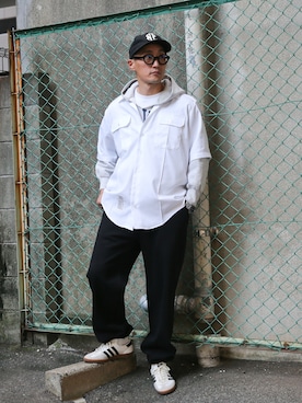 「WAIPER.inc（ワイパーインク）のアイテム（スウェットパンツ）」を使った、Leeさん（メンズ・174cm）の秋コーディネート