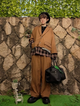 「アイテム（ポーチ）」を使った、あゆみっくすさん（レディース・164cm）の秋コーディネート