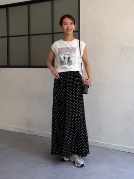 「Chez toi（シェトワ）のフォトTEE（Tシャツ/カットソー、ホワイト系）」を使った、いたみかなこさん（レディース・161cm）の夏コーディネート