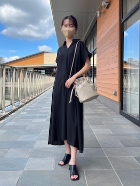 「Chez toi（シェトワ）のアイテム（シャツワンピース）」を使った、いたみかなこさん（レディース・161cm）の夏コーディネート