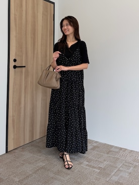 「Chez toi（シェトワ）の前後2WAY5分袖キーネックリブニット（ニット/セーター、ブラック系）」を使った、いたみかなこさん（レディース・161cm）の夏コーディネート