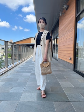 「Chez toi（シェトワ）のアイテム（かごバッグ）」を使った、いたみかなこさん（レディース・161cm）の夏コーディネート